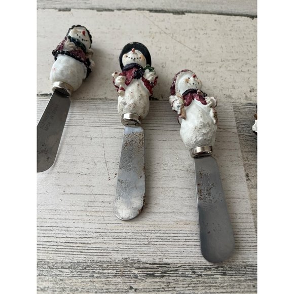 Set of five (4 matching) holiday cheese spreader - Picture 2 of 10